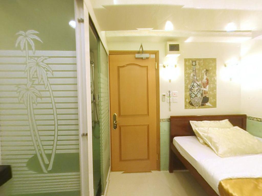 Cosmic Guest House Kowloon  Room photo